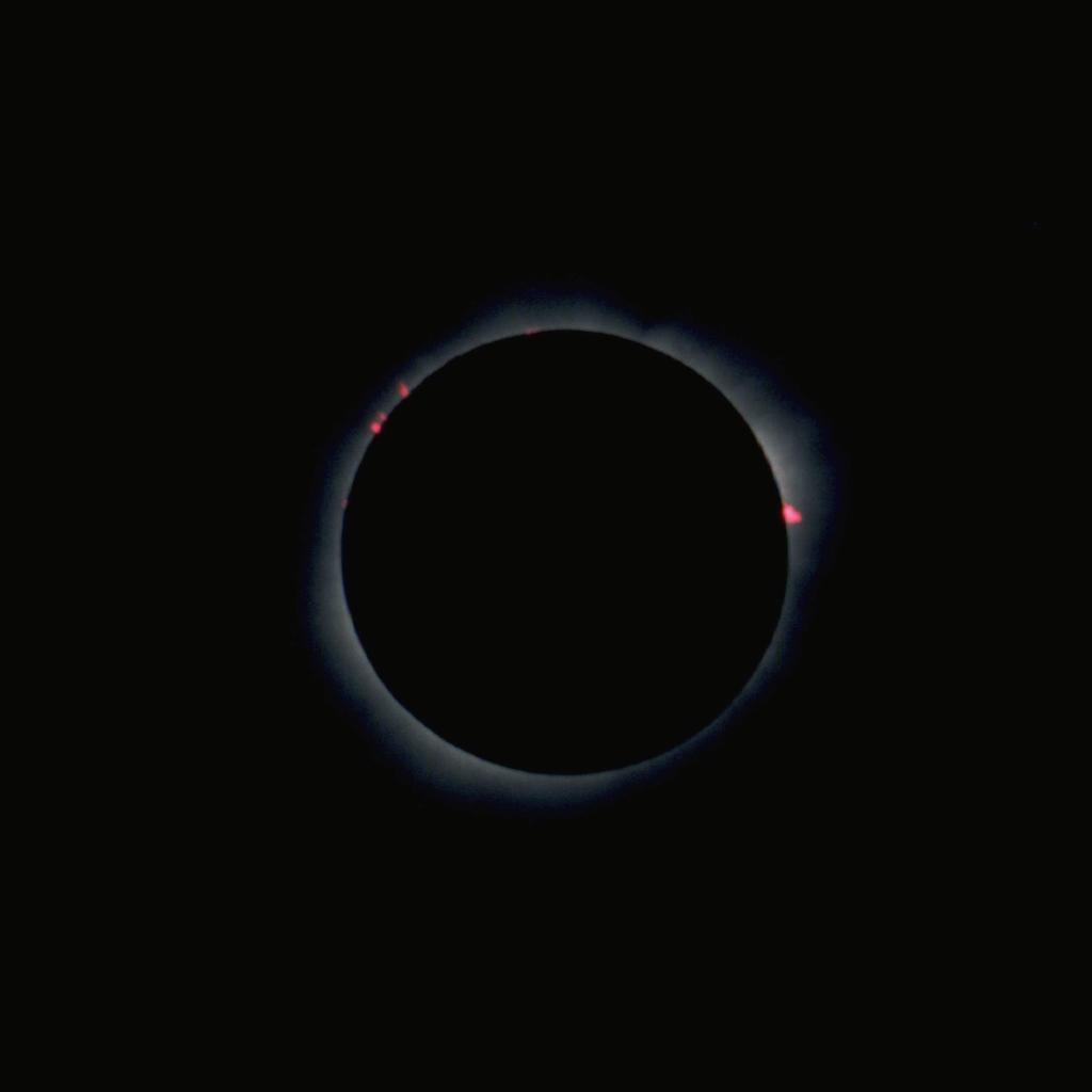 Large eclipse image: Slide 19