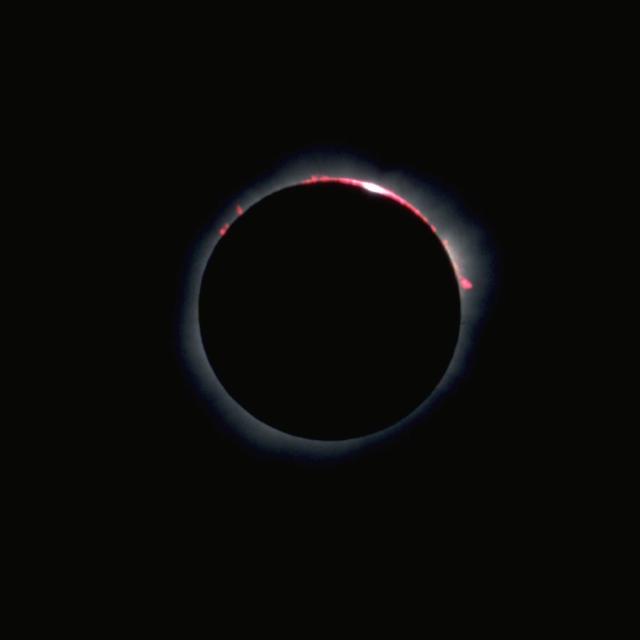 Medium eclipse image: Slide 1
