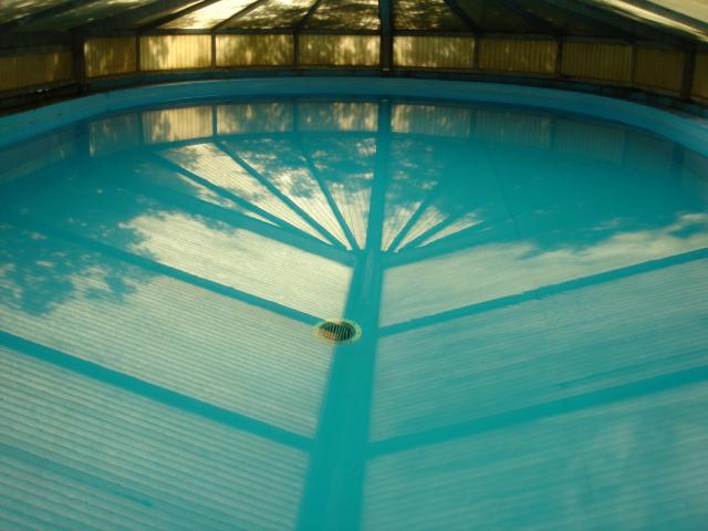 http://www.fourmilab.ch/fourmilog/archives/2008/06/05/pool.jpg