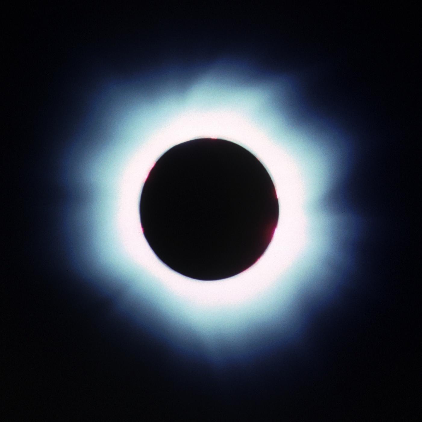 Large size eclipse image