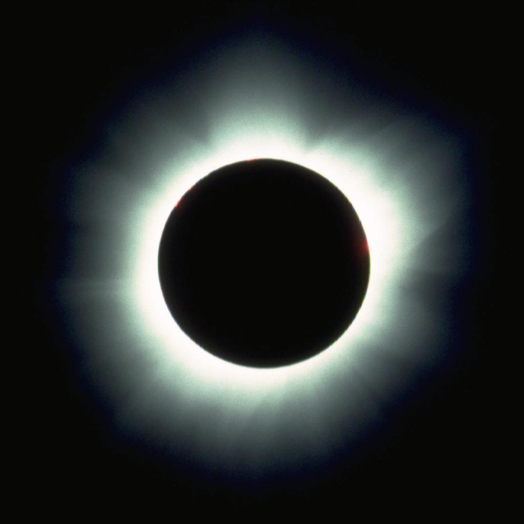 Large eclipse image: Slide 13