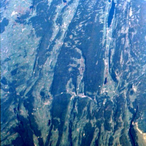 Zoomed image: 0,7